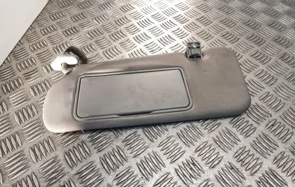 KIA Sorento Sun visor