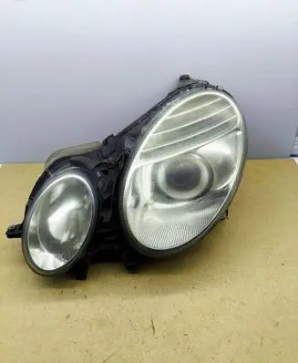 Mercedes-Benz E W211 Headlight/headlamp A2118204961