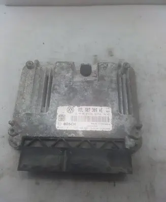 Volkswagen PASSAT B7 Engine control unit/module 03L907309AE 0281017946