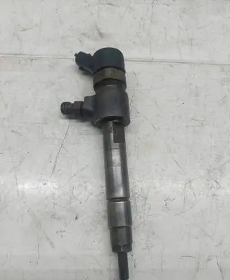 Opel Signum Fuel injector