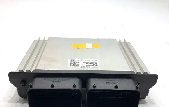 Hyundai i30 Engine control unit/module ECU 3919907020