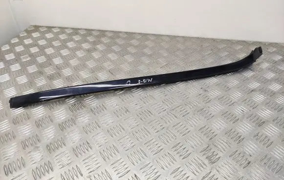 Mercedes-Benz E C207 W207 Windshield trim A2076900462