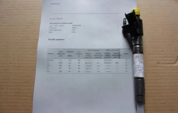 Volvo V50 Fuel injector 31272690