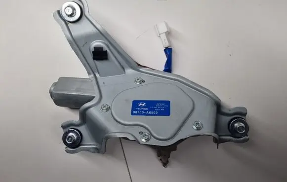 Hyundai i30 Rear window wiper motor 98700A6500