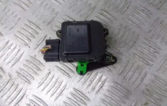 Audi A3 S3 8L A/C air flow flap actuator/motor 1J1907511D