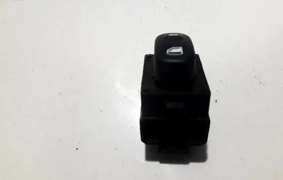 Nissan Primera Electric window control switch