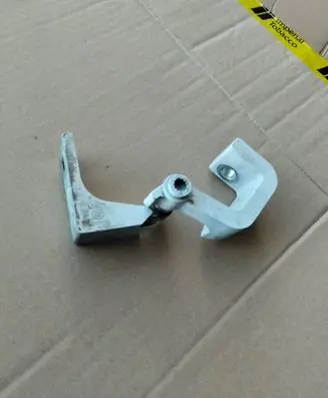 Volkswagen Transporter - Caravelle T6 Front door upper hinge 7E0831401B