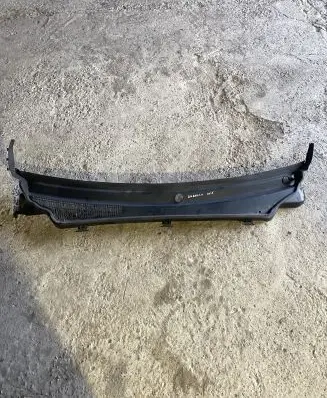 Dodge Durango III Wiper trim 05182164AH