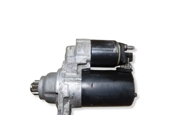 Skoda Fabia Mk1 (6Y) Starter motor 02T911023G