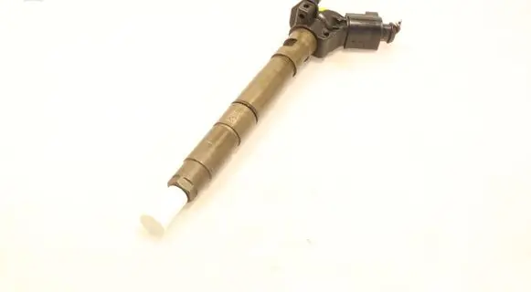 Audi A6 S6 C6 4F Fuel injector