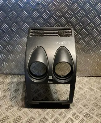 Nissan Qashqai Other center console (tunnel) element P10381A77100