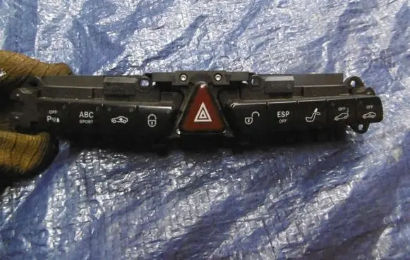 Mercedes-Benz CL C215 Hazard light switch A2158209510