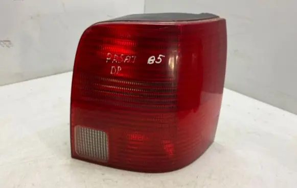 Volkswagen PASSAT B5 Rear/tail lights 3B9945257