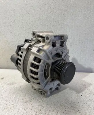 Audi A5 8T 8F Generator/alternator 06H903017J 0125711051 4711