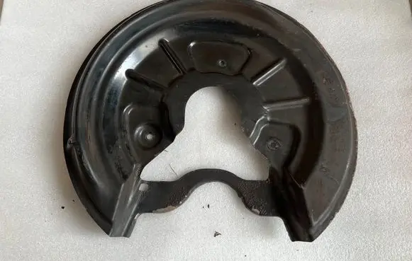 Audi A3 S3 8P Rear brake disc plate dust cover 1K0615611AB