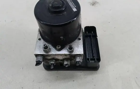 Volvo V50 ABS Pump