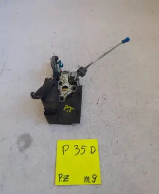 Chevrolet Cruze Rear door lock 3742892