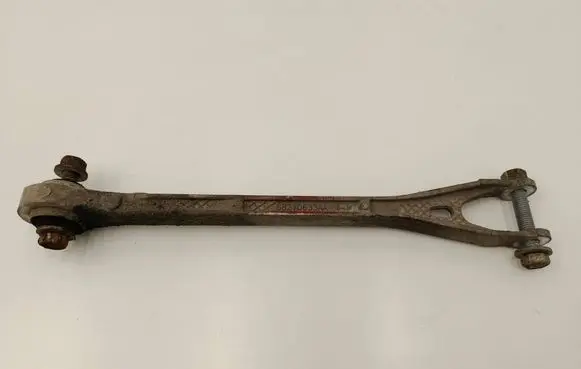 Dodge Challenger Rear upper control arm/wishbone 68210633AA