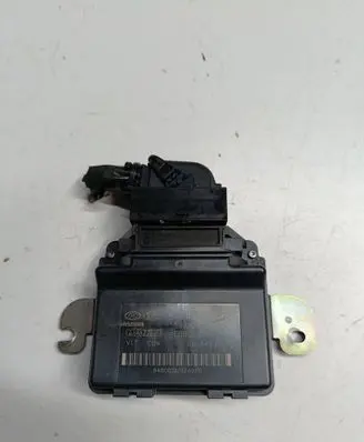 Hyundai i40 Hand brake control module 59790-3Z500 01084800 EP80010400