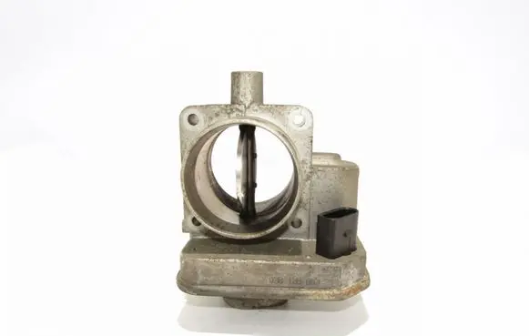 Volkswagen Golf IV Electric throttle body valve 038128063C