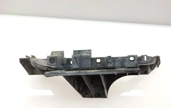 Subaru B9 Tribeca Headlight/headlamp mounting bracket