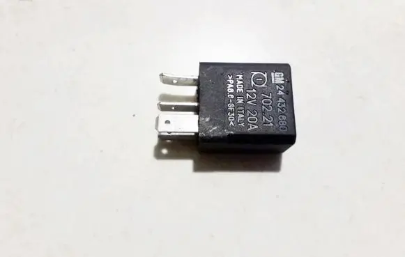Opel Zafira A Other relay 24432680 702.21