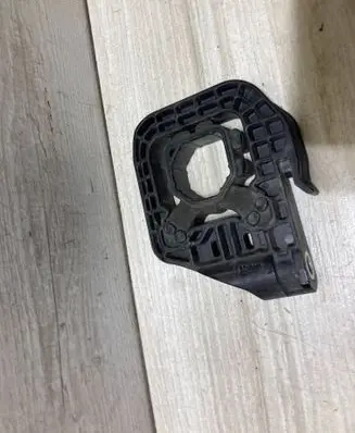 BMW 3 G20 G21 Radiator mount bracket 12078010