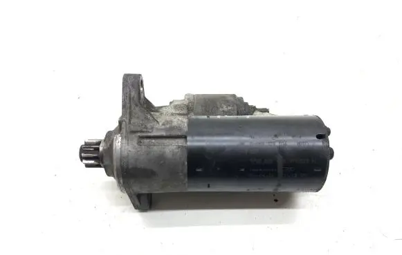 Volkswagen PASSAT B6 Starter motor 000123016