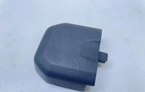 Volvo XC60 Front driver seat rail trim 8618808