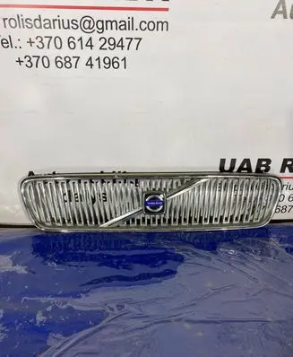Volvo V50 Front bumper upper radiator grill 08678680