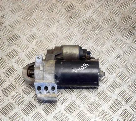 BMW 1 E81 E87 Starter motor 0001115069 7801203