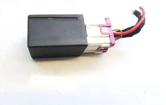 Skoda Fabia Mk2 (5J) Other relay 5j0941589 484
