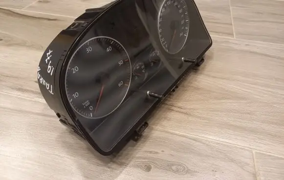 Volkswagen Touran I Speedometer (instrument cluster) 1T0920851C
