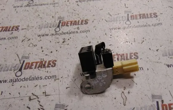 Toyota Auris 150 Aerial antenna filter 9098005357