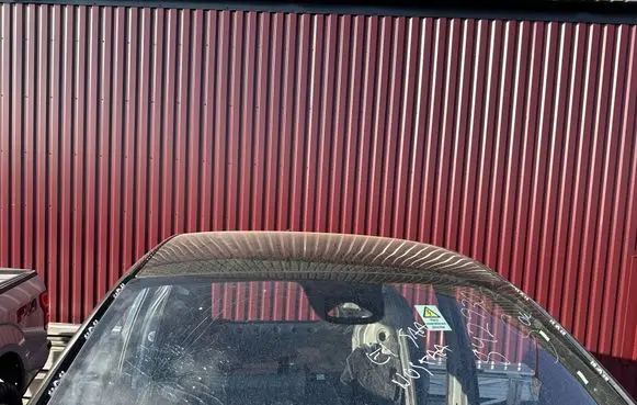 Volvo C40 Roof 