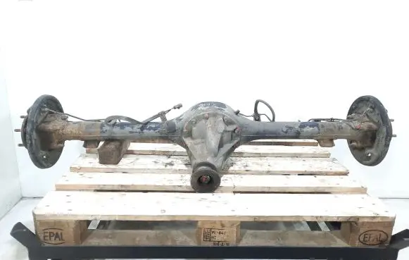Isuzu D-Max Rear axle beam with reductor 