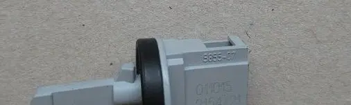 Coolant temperature sensor