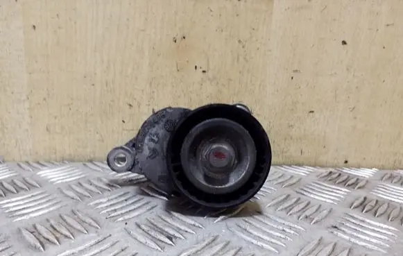 Citroen DS4 Generator/alternator belt tensioner 9677279580