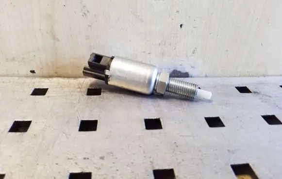 Clutch pedal sensor