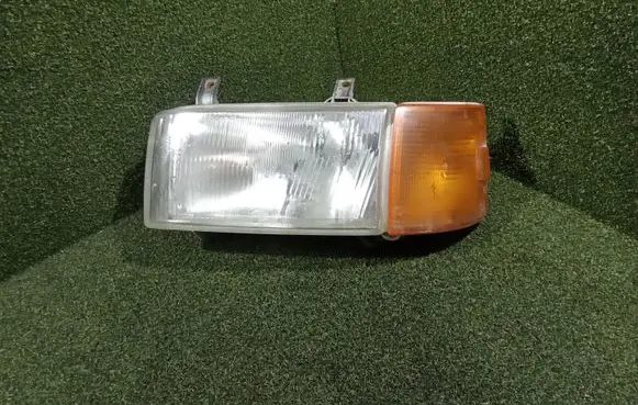 Volkswagen Transporter - Caravelle T4 Headlight/headlamp 0244437 701953049 9GH117357