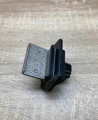 Mazda 626 Heater blower motor/fan resistor HB151GA5RA