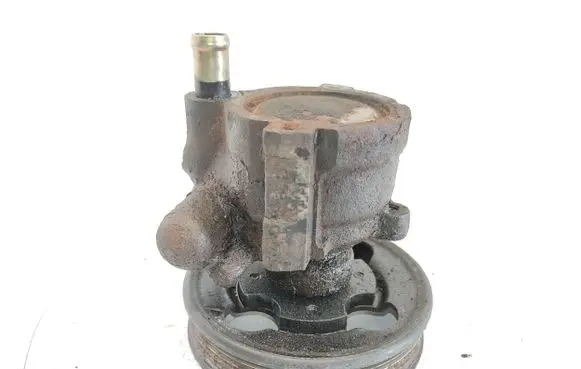 Peugeot 605 Power steering pump