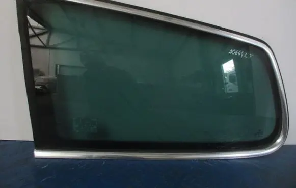 Volkswagen PASSAT B5.5 Rear side window