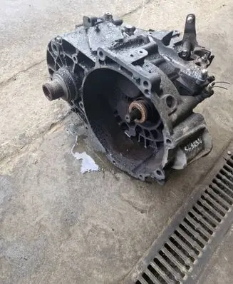 Volkswagen Sharan Manual 6 speed gearbox 02N301103 T1030