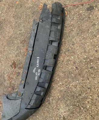 Volvo XC40 Front bumper skid plate/under tray 