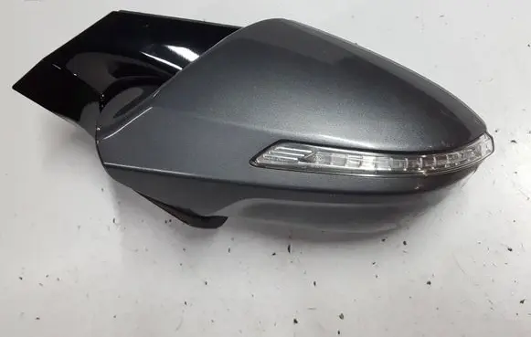 Hyundai i40 Front door electric wing mirror 