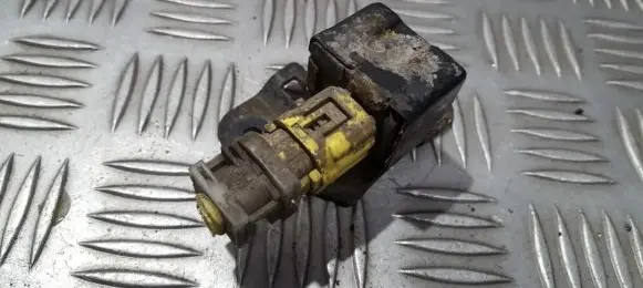 Toyota Land Cruiser (HDJ90) Airbag deployment crash/impact sensor 8917460040 89174-60040