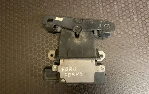 Ford Focus Tailgate/trunk/boot lock/catch/latch 01041111905