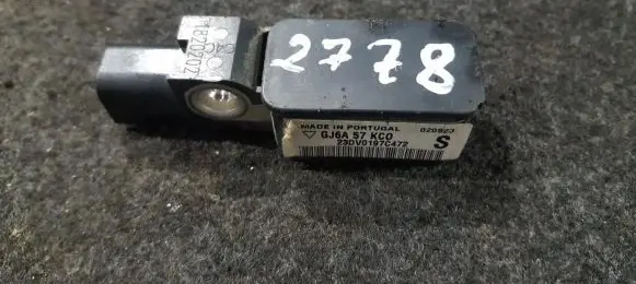 Mazda 6 Airbag deployment crash/impact sensor gj6a57kc0 23dv0197c472