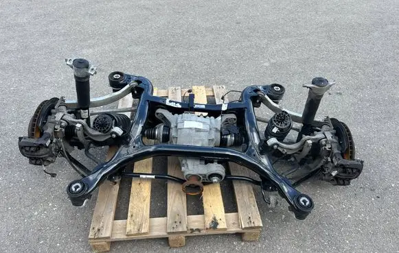Porsche Cayenne (9Y0 9Y3) Rear axle beam with reductor 0DG500043J 9Y0505432D 9Y0505431D